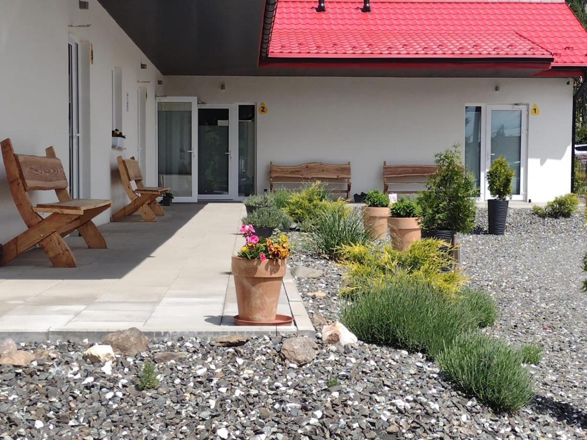 Pokoje Pod Grusza -Osobne Wejscia Kudowa-Zdrój Esterno foto