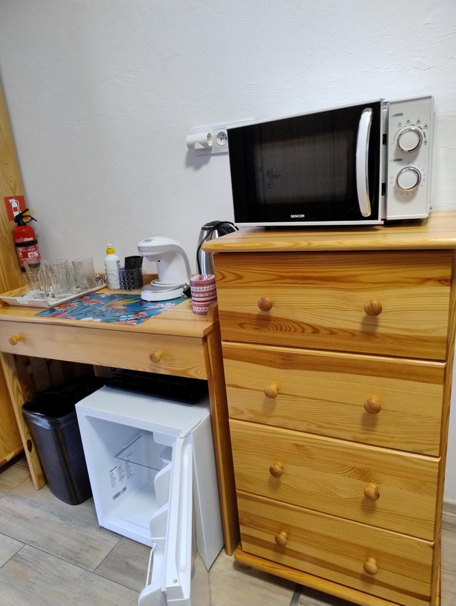 Pokoje Pod Grusza -Osobne Wejscia Kudowa-Zdrój Esterno foto